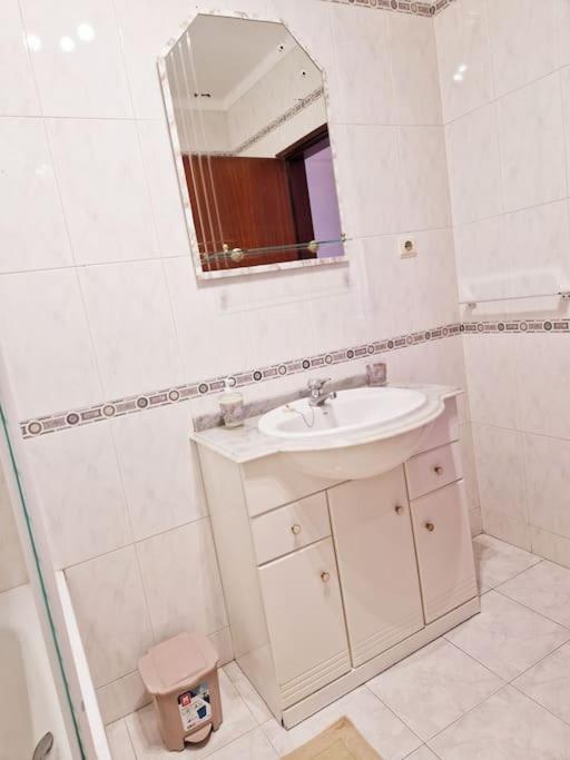 Apartamento Armanbel Apartment Sesimbra Luaran gambar